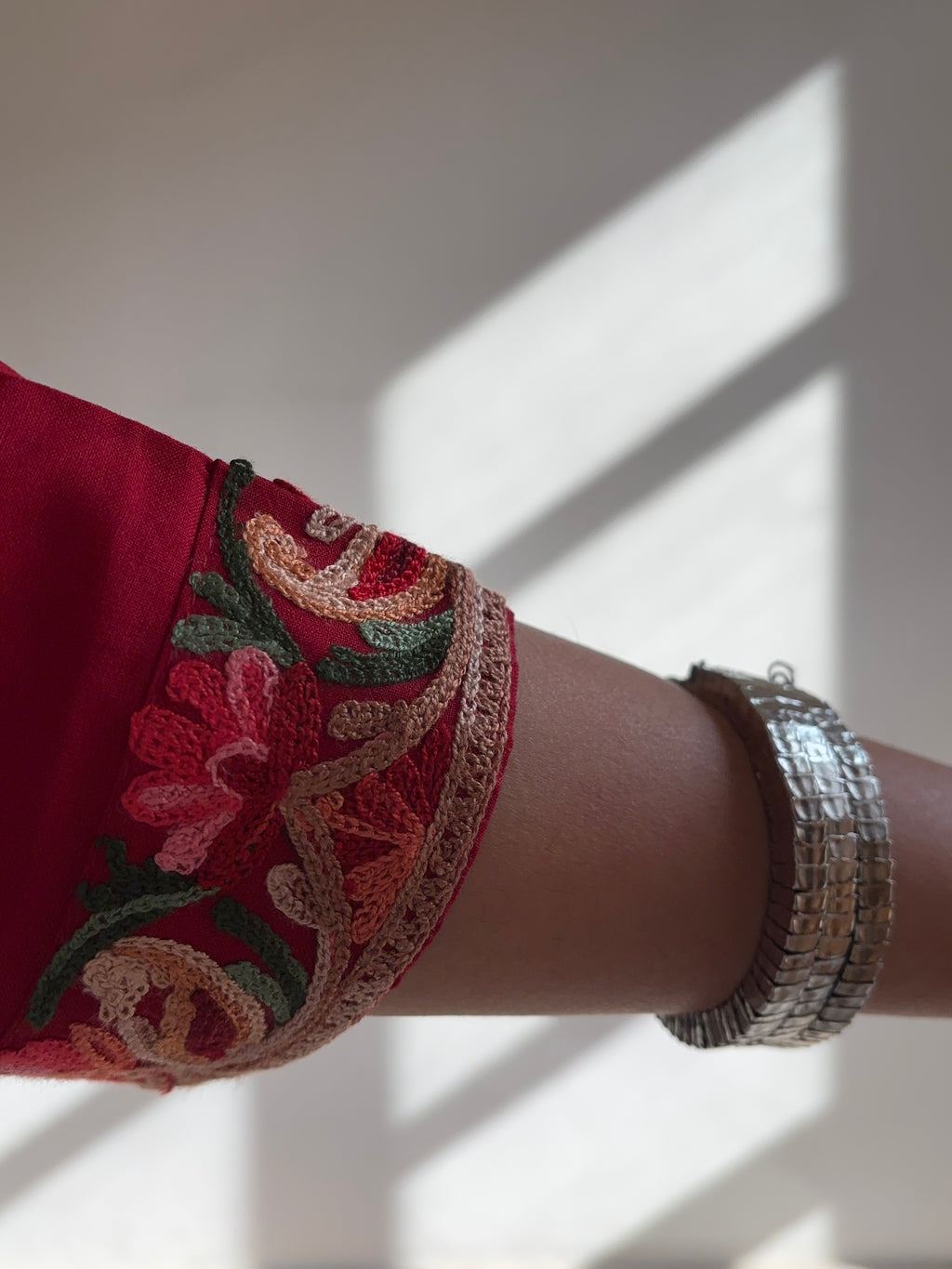 The Afreen Kashmiri Woolen Short Kurta