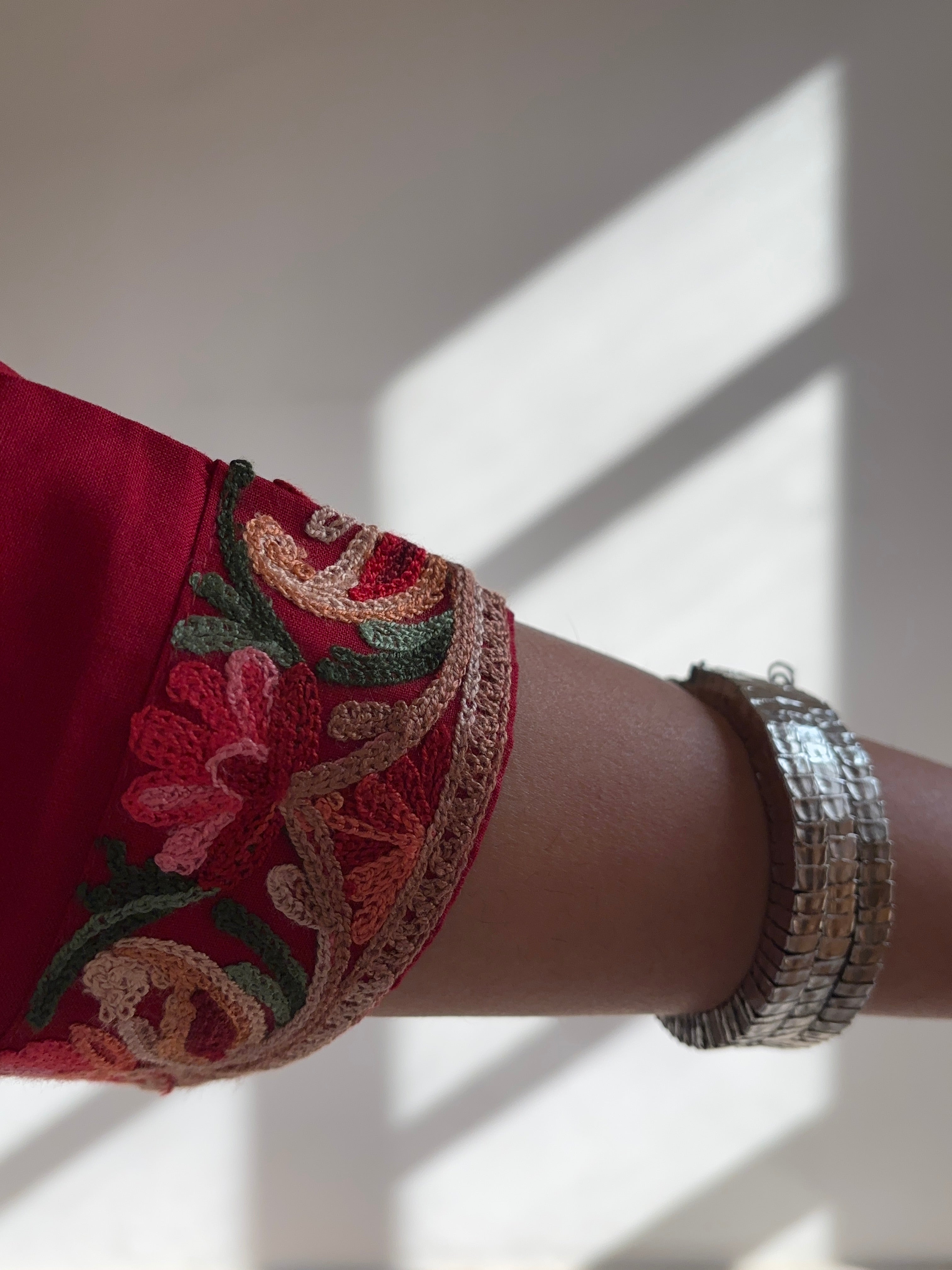 The Afreen Kashmiri Woolen Short Kurta